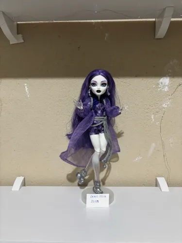 Spectra g3 monster high