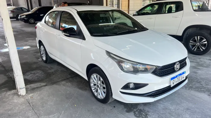 Fiat Cronos Drive 1.3 8V Flex 2020
