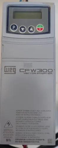 Inversor de Frequência WEG CFW300 - Semi Novo