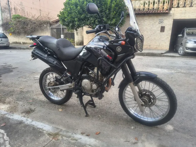 Vendo Yahama Ténéré 250cc ano 2013