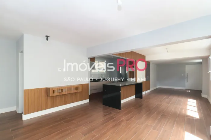 Apartamento à Venda Jardim América 3 Suítes Reformado