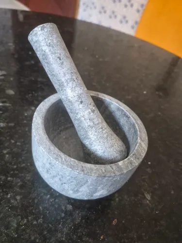 Pilão de pedra sabão