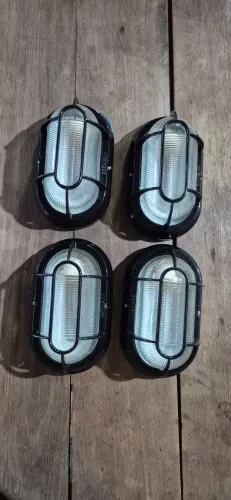 Luminárias Arandelas NOVAS às 4 por 60,00