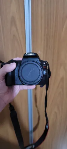 Canon EOS Rebel SL 2 + lente