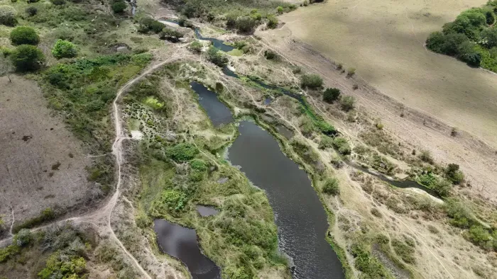 granja com 23 hectares próximo a Monte Alegre cortada pelo rio Trairi