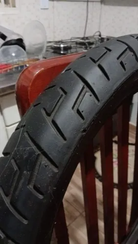 Pneu Sem Câmara Rinald 100/90/18