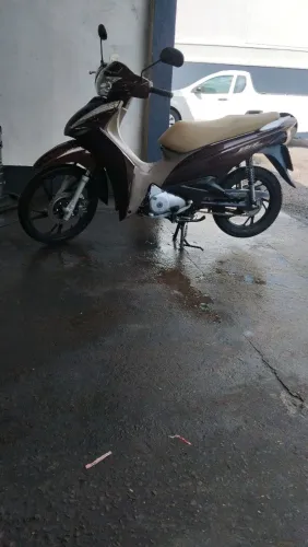 Troco por carro 1.0 ..até no valor da biz