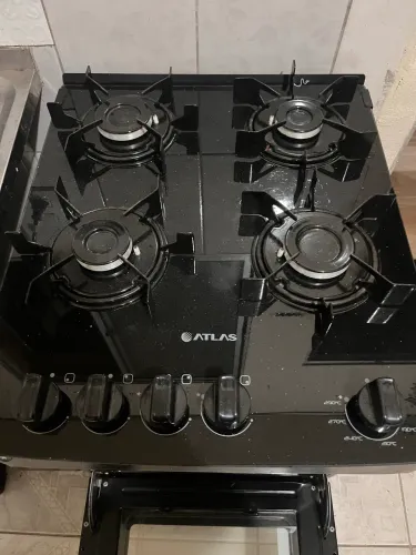 Vendo fogão de 4 bocas da atlas novo