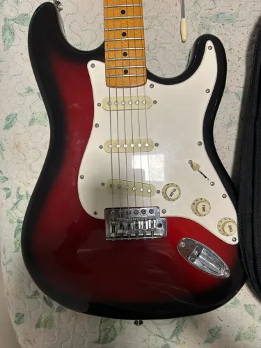 Guitarra SX Strato Vintage Series