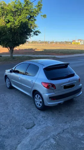 Peugeot 207 XR 1.4 Flex 8V 3P 2009