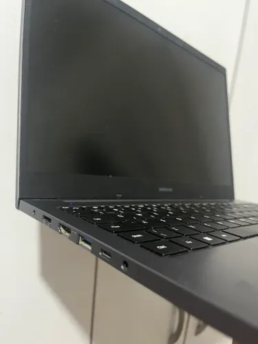 NOTEBOOK SAMSUNG I3