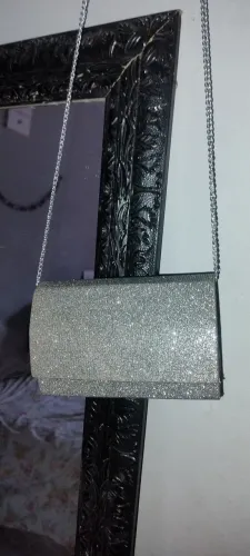 Bolsa de festa prateada brilhosa