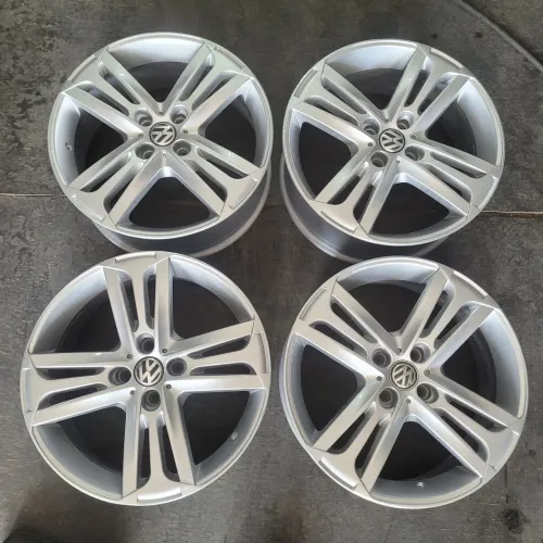 Rodas 17 furacão 4×100 + pneus meia vida 205/45 ou 215/45/ (3.000 em 6× no ct