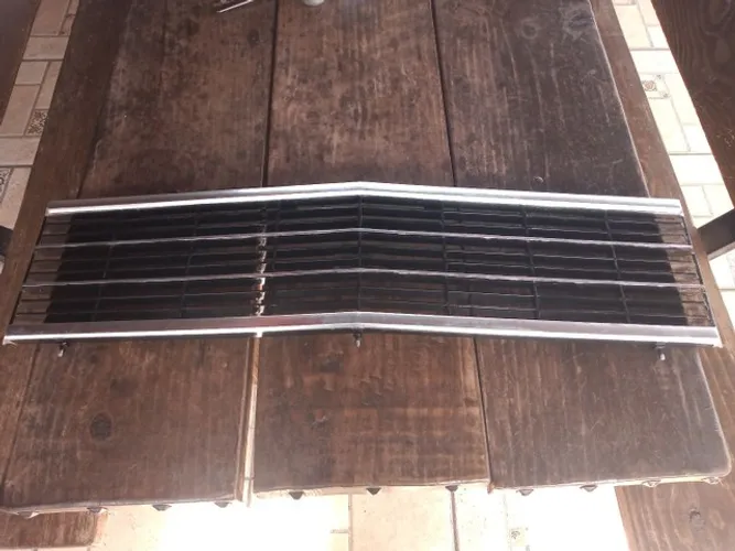 Grade original GM opala caravan antiga