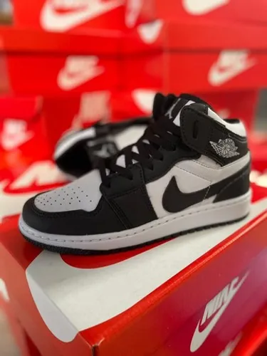 Tênis Jordan Feminino e Masculino