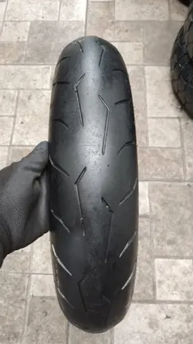 Pneu usado Pirelli Diablo Rosso Corsa 120/70-17