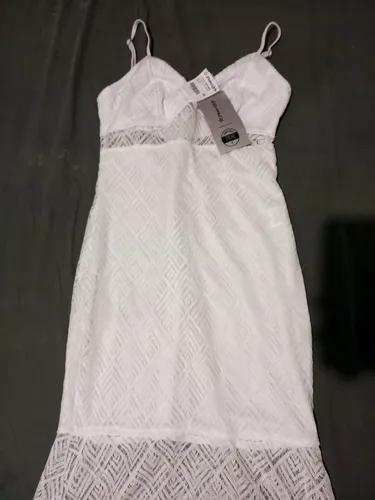 Vestido Branco em renda Planet Girl