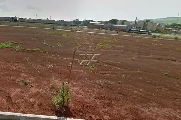 Terreno à venda no bairro Jardim D' Itália I, em Santa Gertrudes.