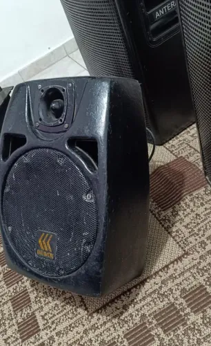 Caixa de som profissional passiva marca Bravox