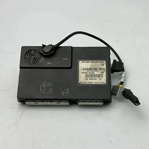 Módulo BCM Hyundai I30 2009 2012 Detalhe | 954002L206