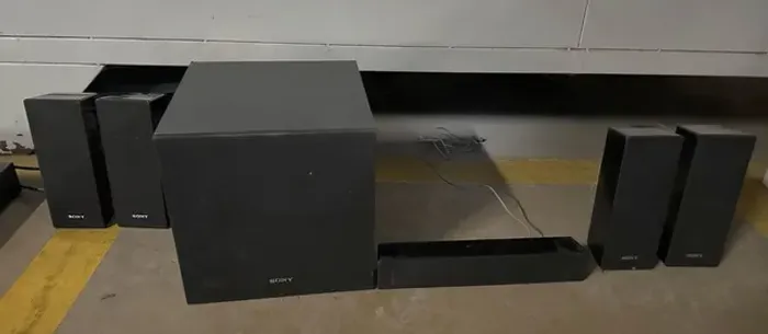 Home Theater Sony; 5.1 Blu-ray. HBD E-280. Com todas caixas.