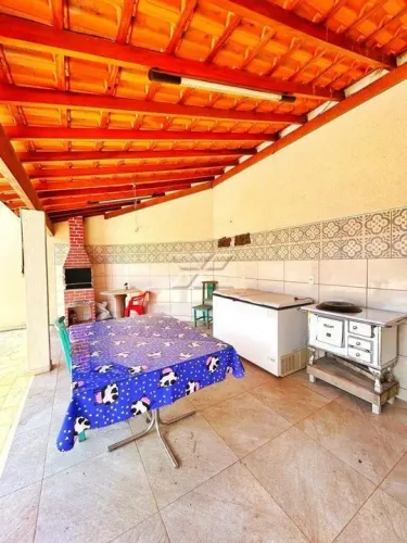 Casa com 03 quartos à venda no Nosso Recanto em Corumbataí