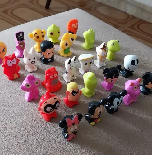 Gogos Disney lote com 25 Gogos