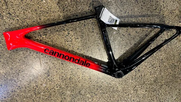 QUADRO CANNONDALE SCALPEL CARBON HT TAMANHO 17 ZERO 