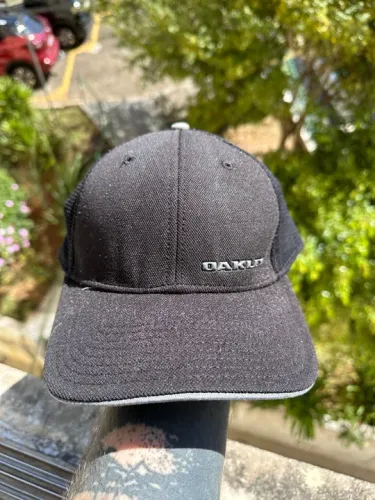 Boné Oakley Silicon 