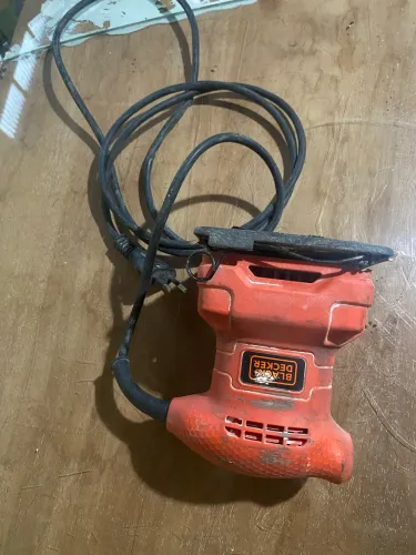 Lixadeira Black Decker