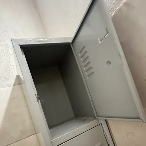 Armario guarda volumes de aço 4 portas