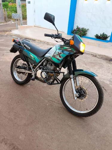 HONDA NX 200 RELÍQUIA 