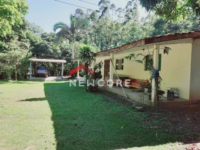 Chácara em rua Iguaçu - Capelinha - Adrianópolis/PR