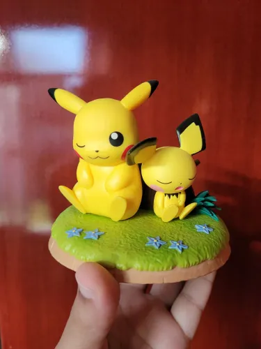 Pokemon - Pikachu e Pichu - Banpresto - Colecionável