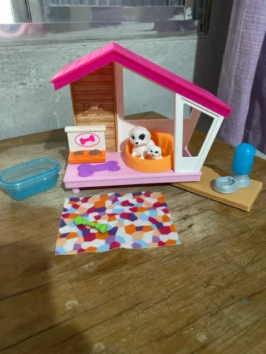 Casinha Barbie Pet Shop com Acessórios