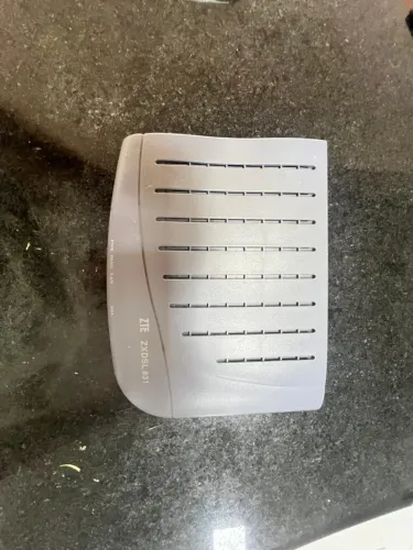 Modem ZTE ZXDSL 831 