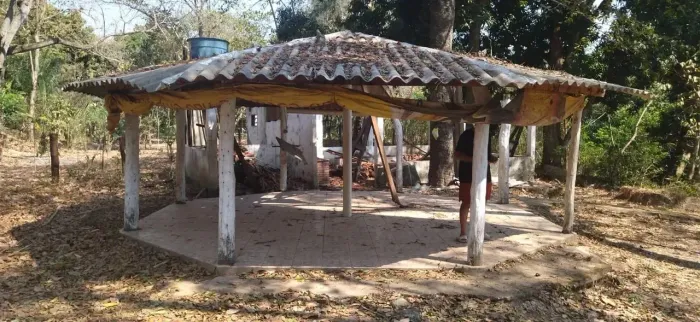 Chácara com  escritura  no Coxipó do Ouro entre as vilas Arraial do Freitas e Coxipó do Ou