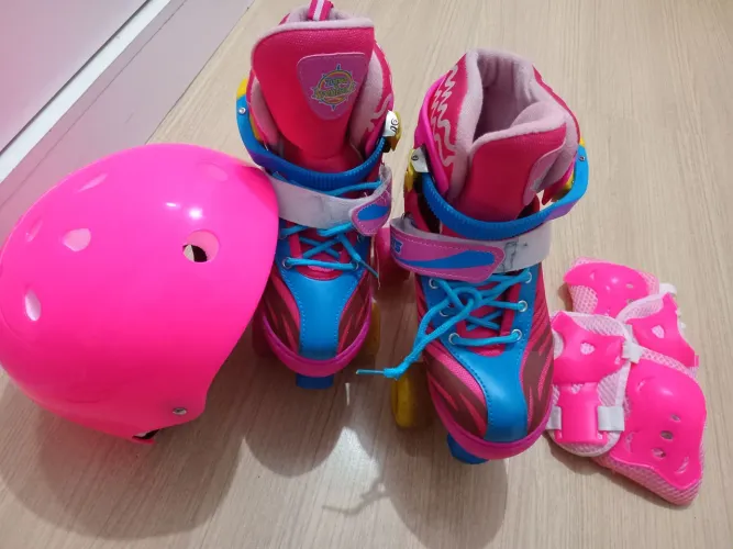 Patins Infantil ajustável Rosa e Azul - Tamanho 33- 37
