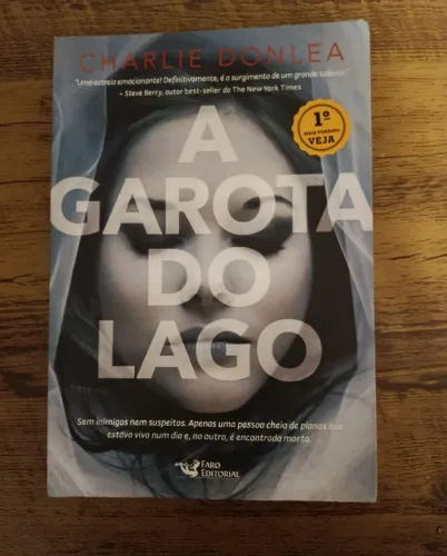 Livro A Garota do lago