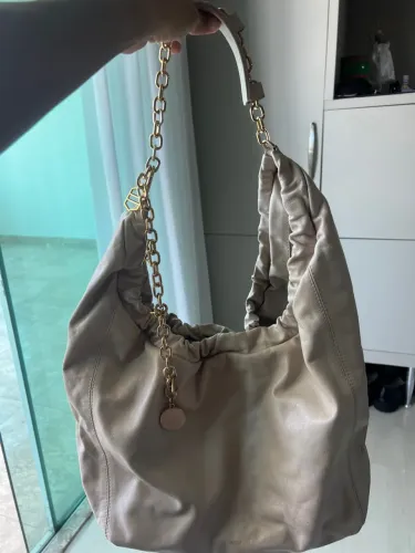 Bolsa de ombro Arezzo bege