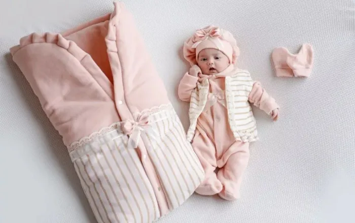 Lindas Saídas Maternidades Inverno Menina