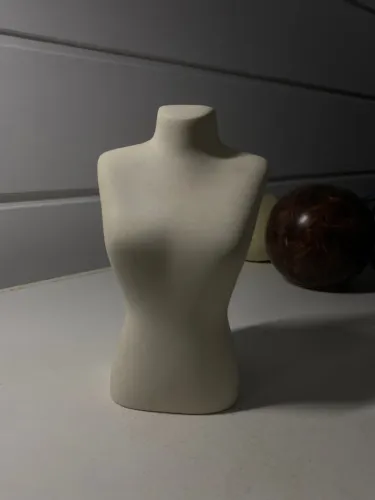 Busto manequim Feminino para Exposição de acessórios  - 20cm de altura