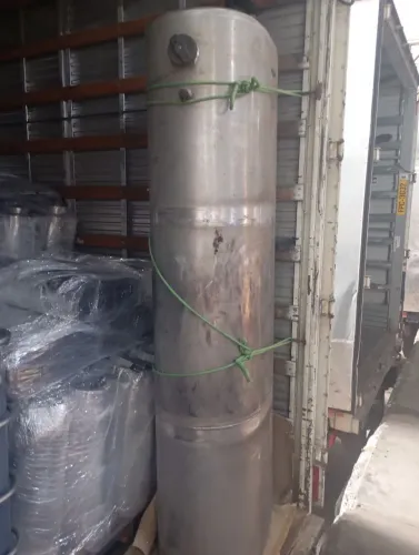 Tanque suplementar para caminhão 