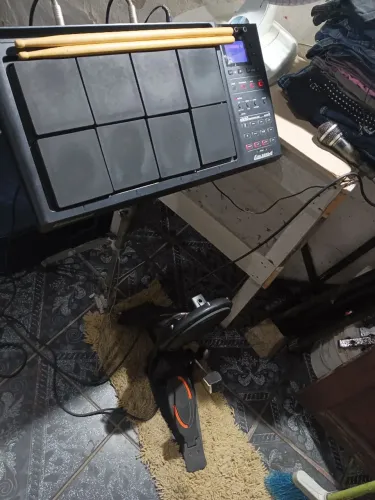 Bateria e percussão eletrônica