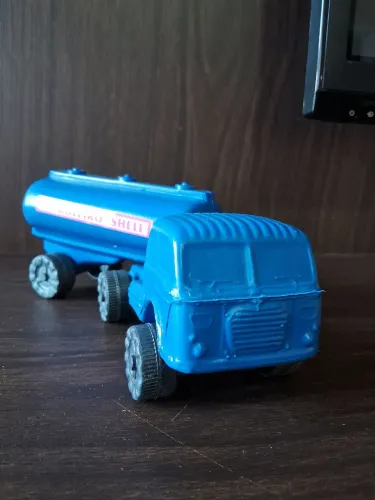 Caminhão Tanque Shell Antigo de Brinquedo