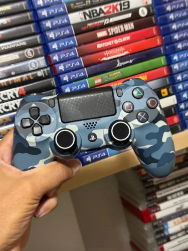 Controle PS4 camuflado original semi novo