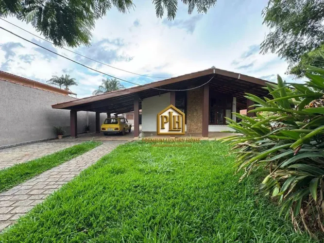 Casa com 4 dormitórios para alugar, 344 m² por R$ 6.566,67/mês - Vila Santista - Atibaia/S