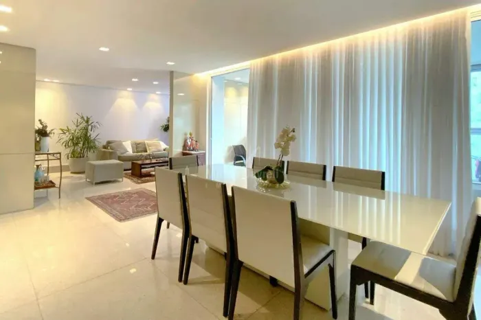 Apartamento com 4 quartos (1 suíte e 2 semi-suítes) no bairro Anchieta