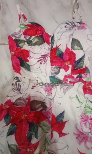 Macacão Floral Seminovo
