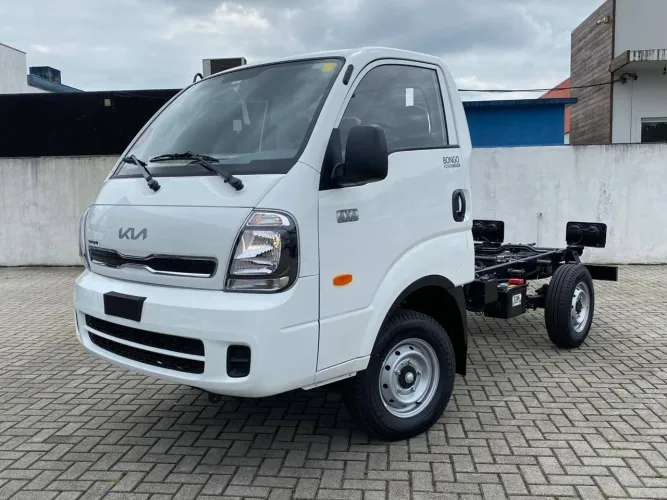 BONGO K2500 2.5 TURBO 4X4 CHASSI BRANCA 2025/2026